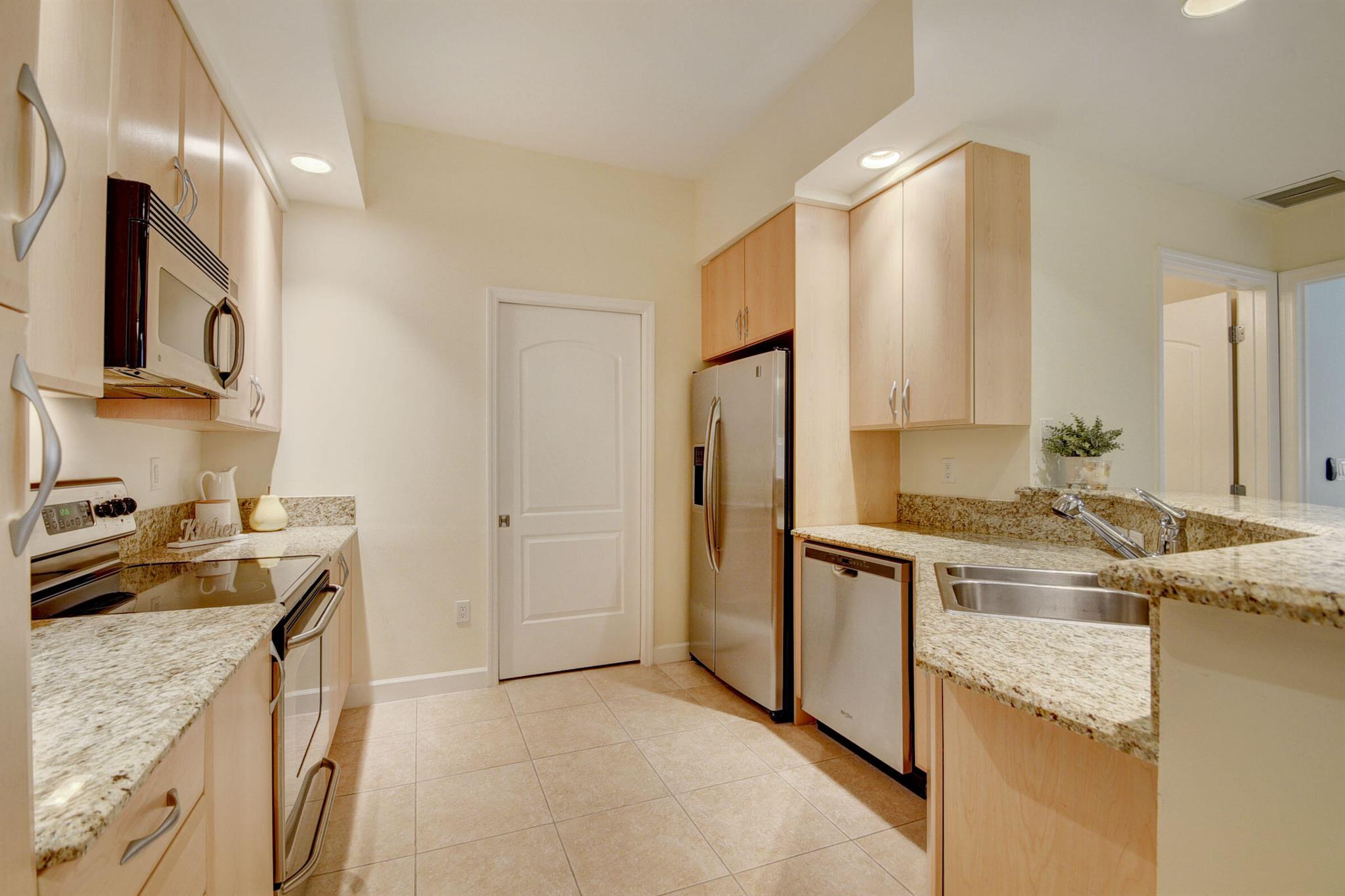 801 S Olive Avenue 1119