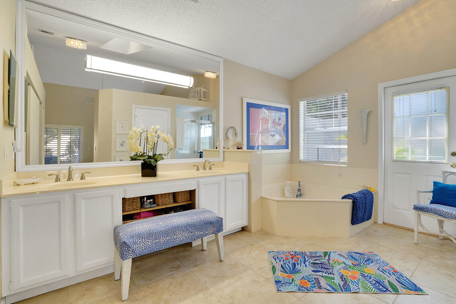 9112 Baybury Lane