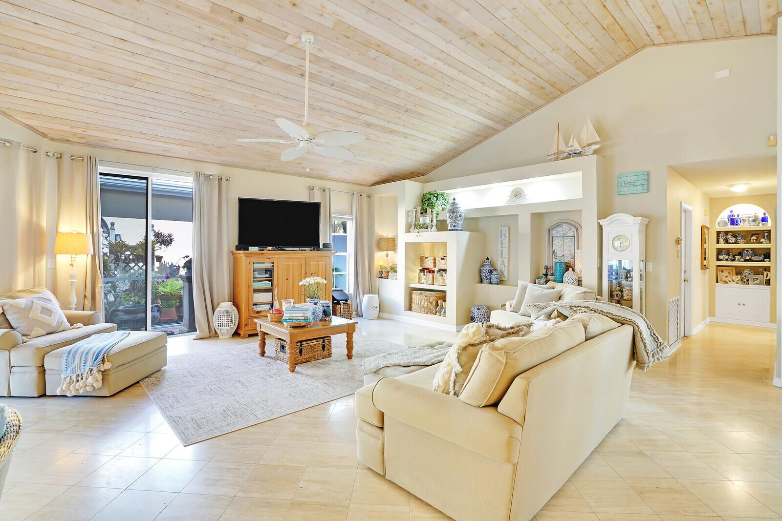 9112 Baybury Lane