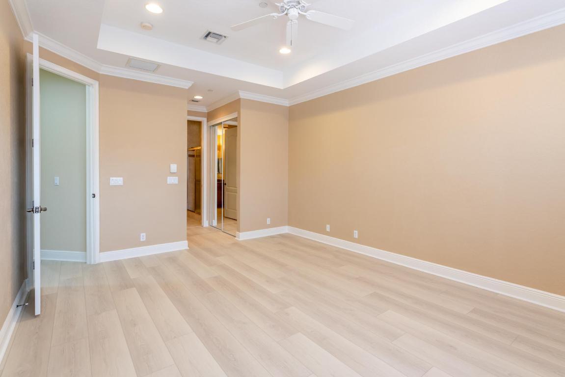 4803 Sawgrass Breeze Drive