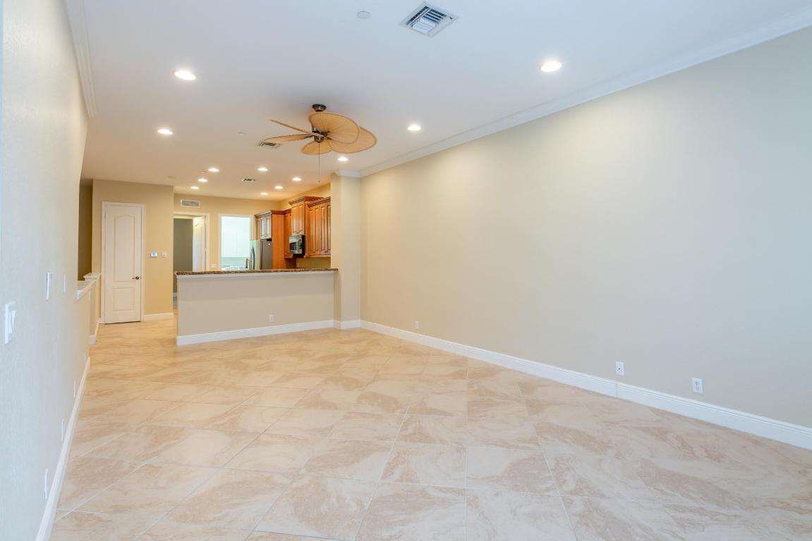 4803 Sawgrass Breeze Drive