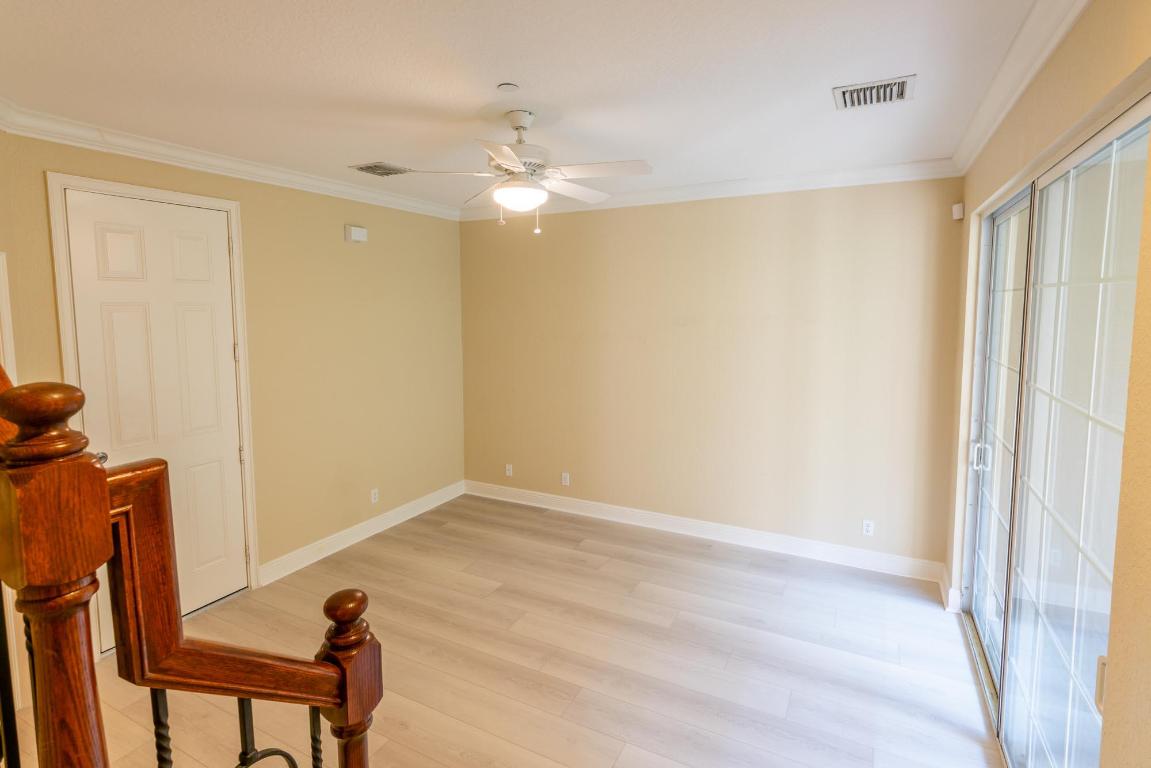 4803 Sawgrass Breeze Drive