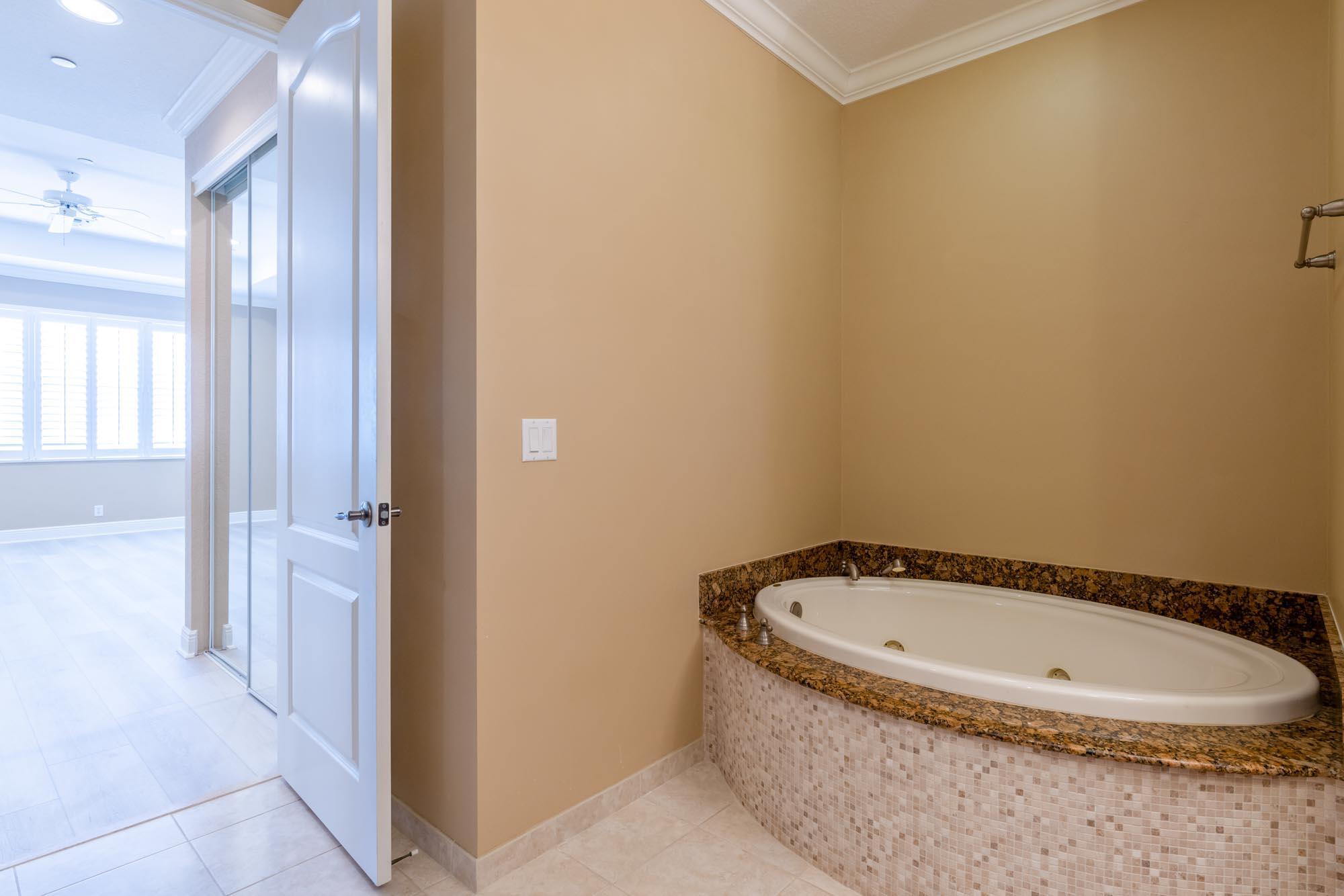 4803 Sawgrass Breeze Drive