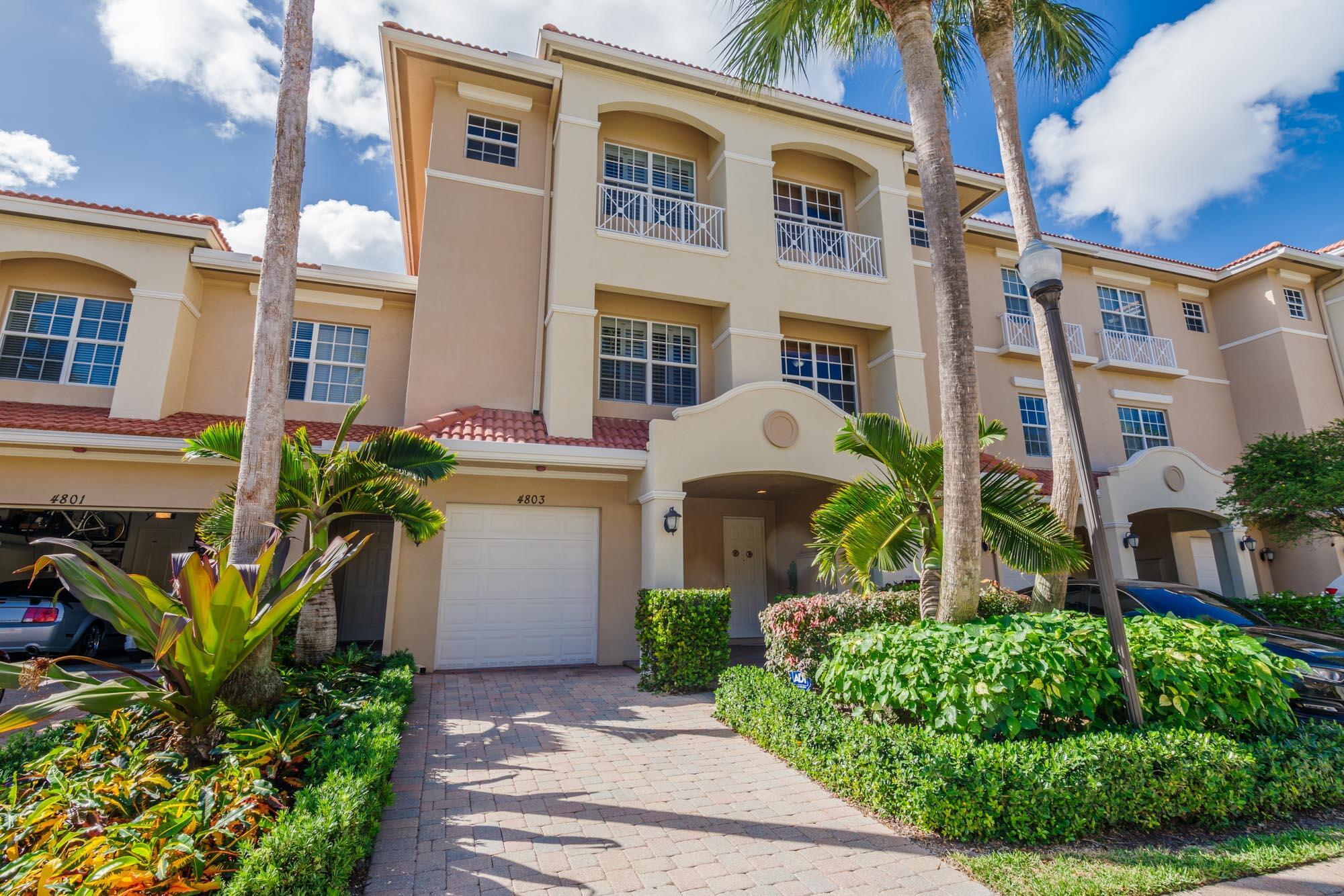 4803 Sawgrass Breeze Drive