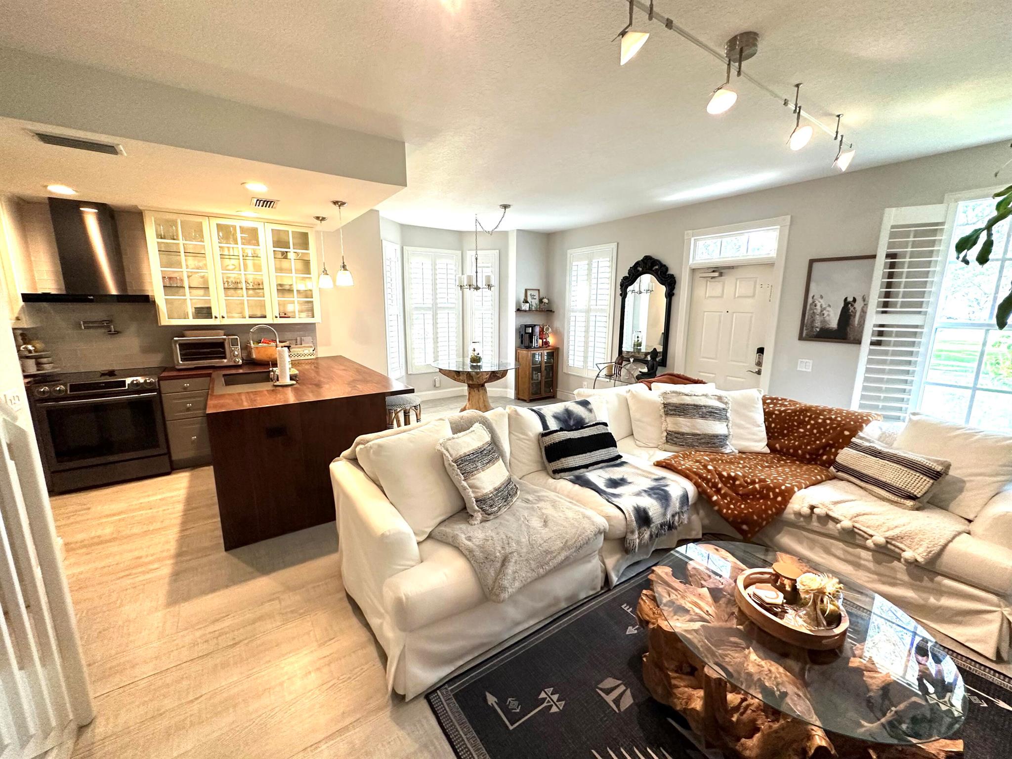 262 Iris Drive
