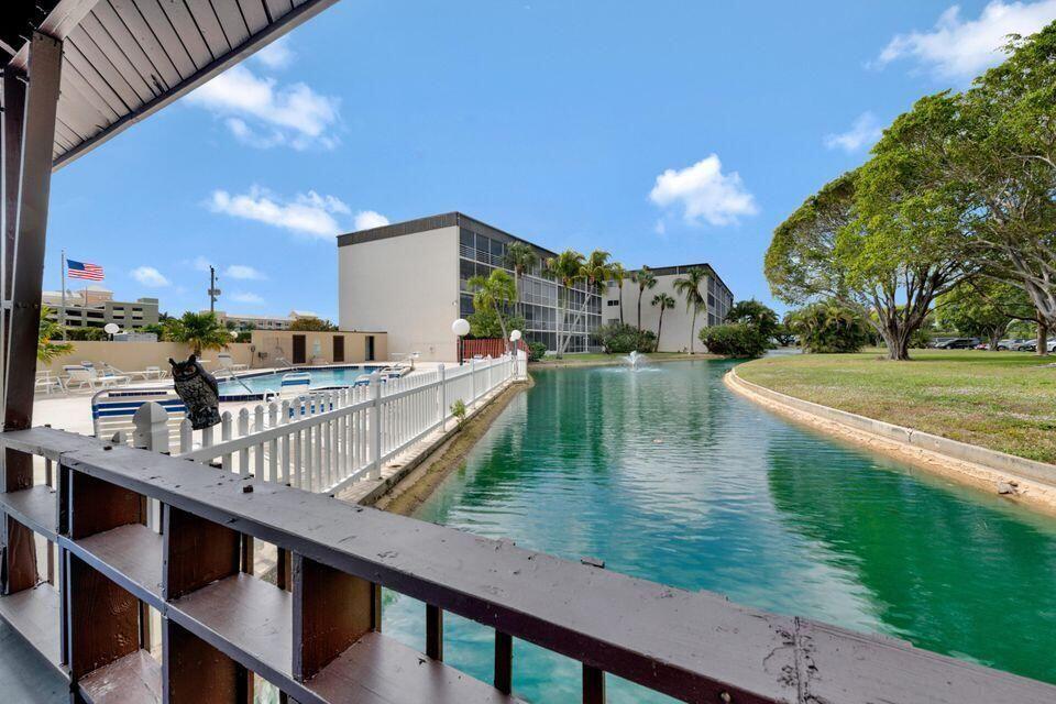 100 Waterway Drive S 407