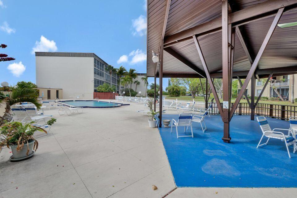 100 Waterway Drive S 407