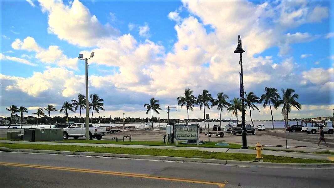 100 Waterway Drive S 407