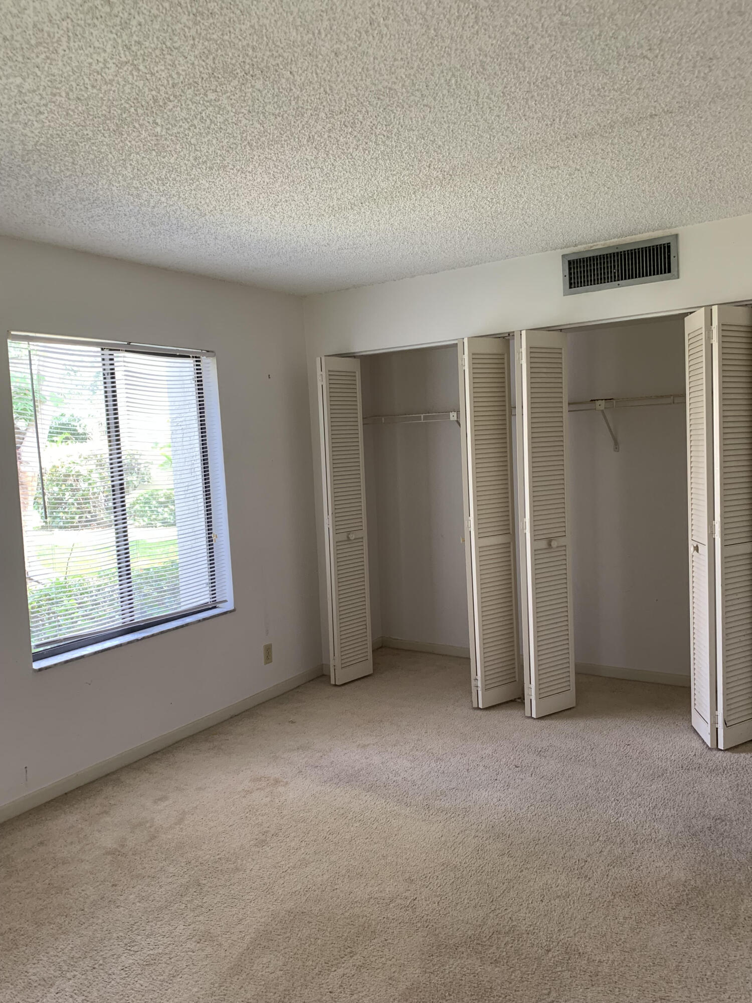 150 Pineview Road I4