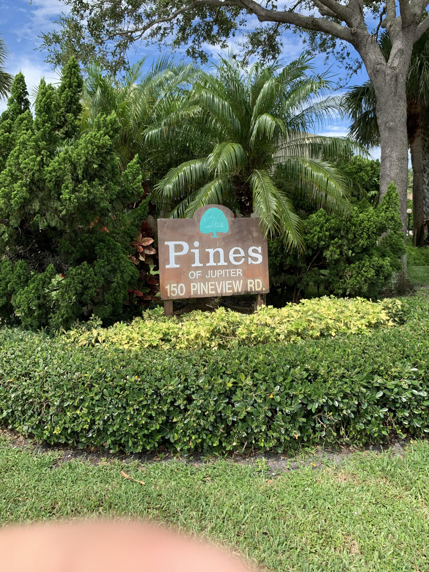 150 Pineview Road I4