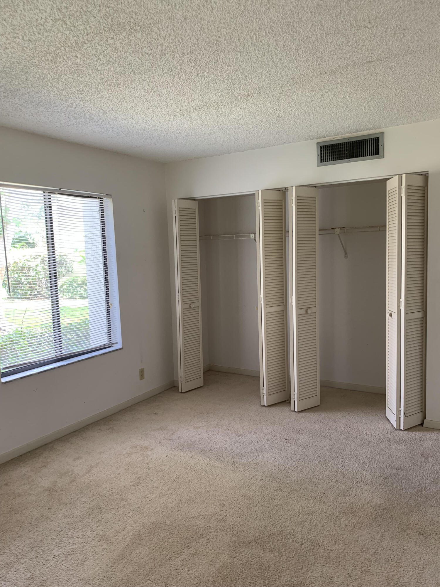 150 Pineview Road I4