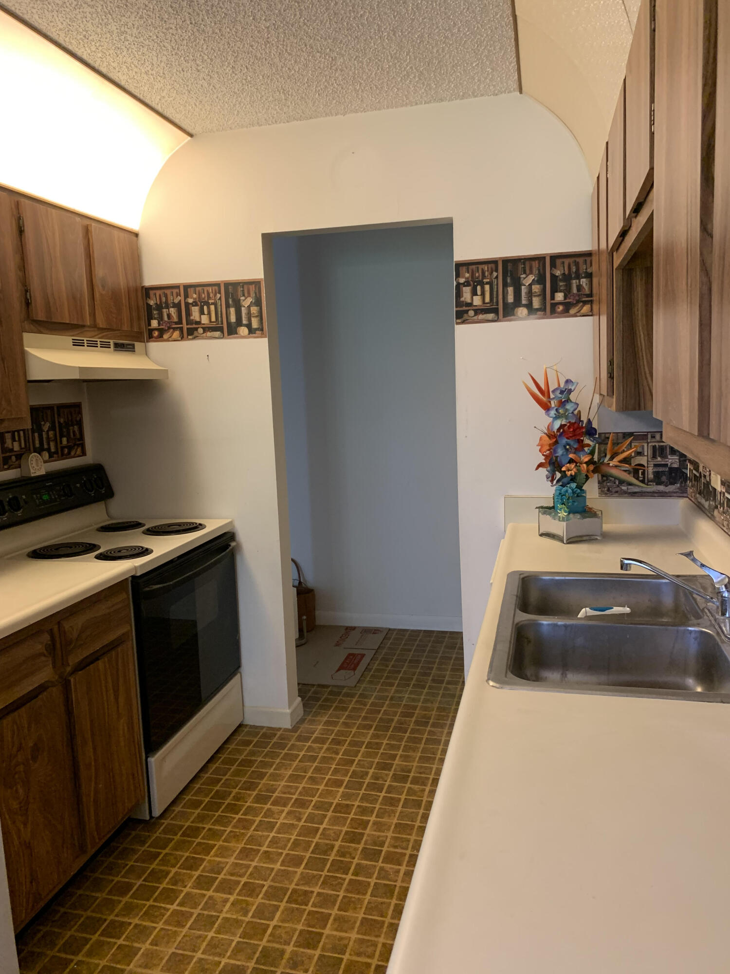 150 Pineview Road I4