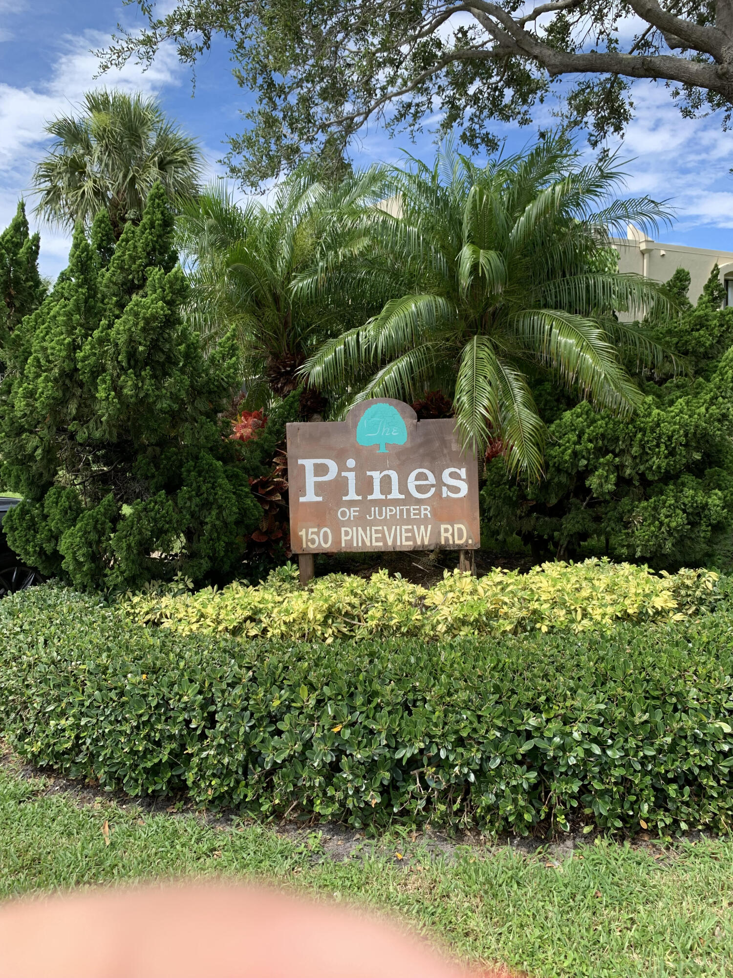 150 Pineview Road I4