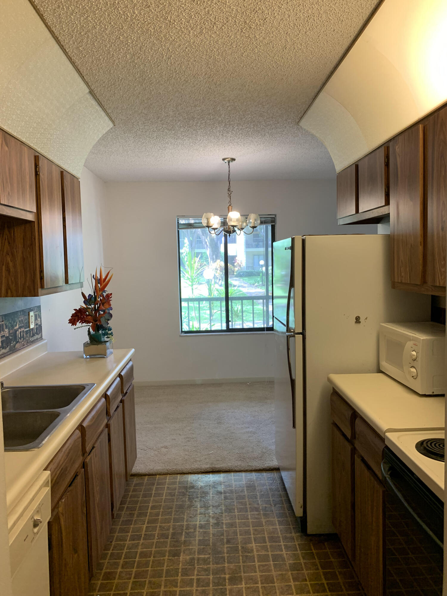 150 Pineview Road I4