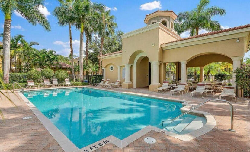 4971 Bonsai Circle 209