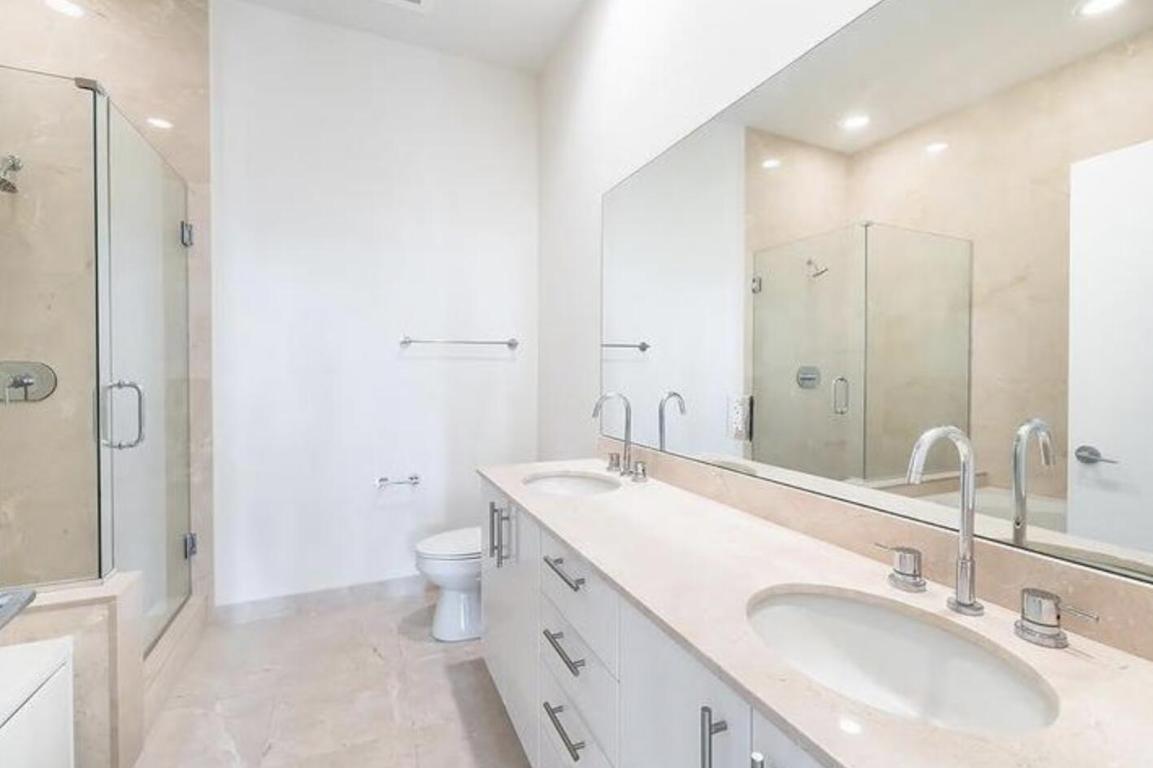 550 Okeechobee Boulevard 120