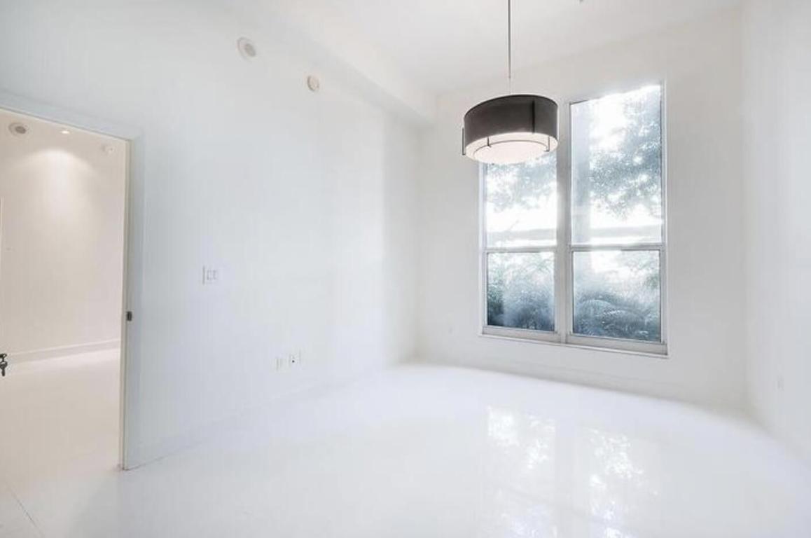 550 Okeechobee Boulevard 120