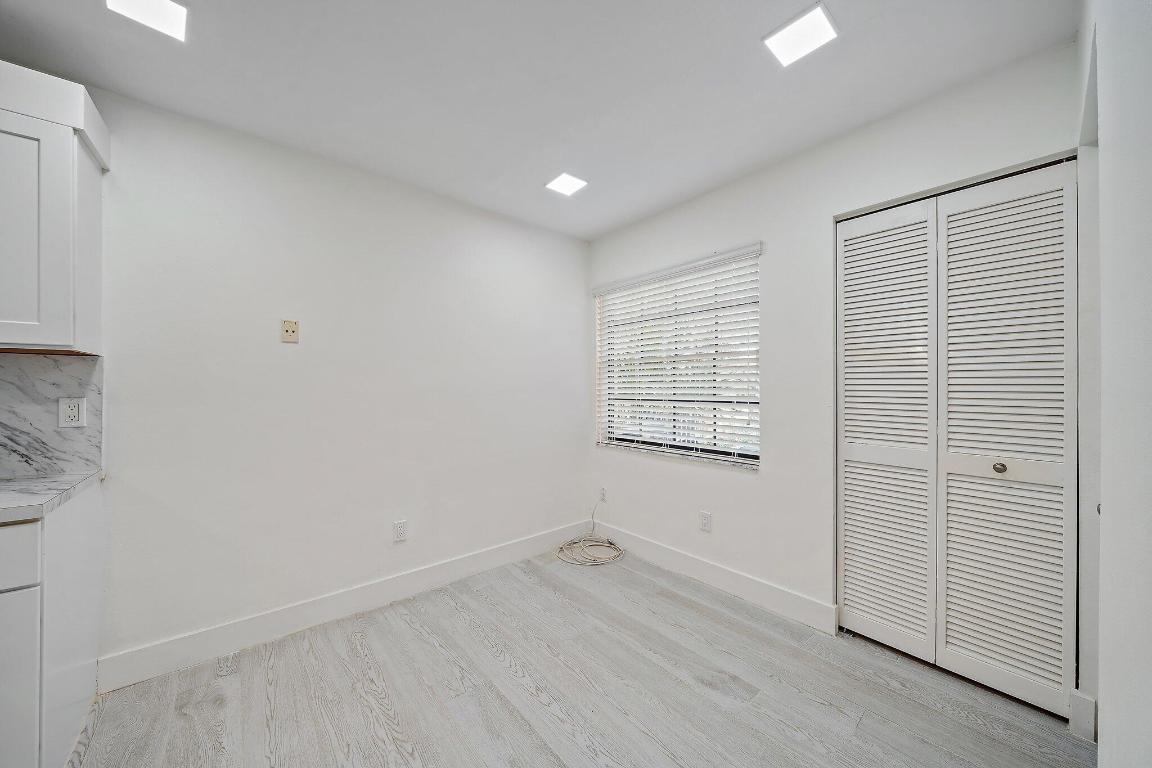 382 Prestwick Circle 2