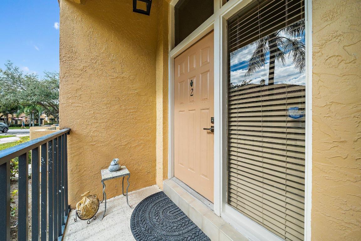 382 Prestwick Circle 2