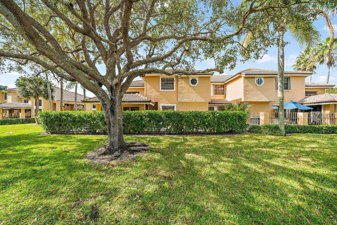 382 Prestwick Circle 2