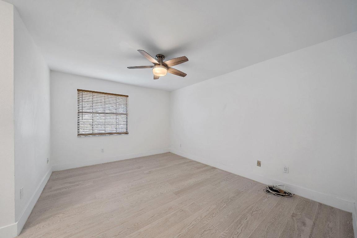 382 Prestwick Circle 2