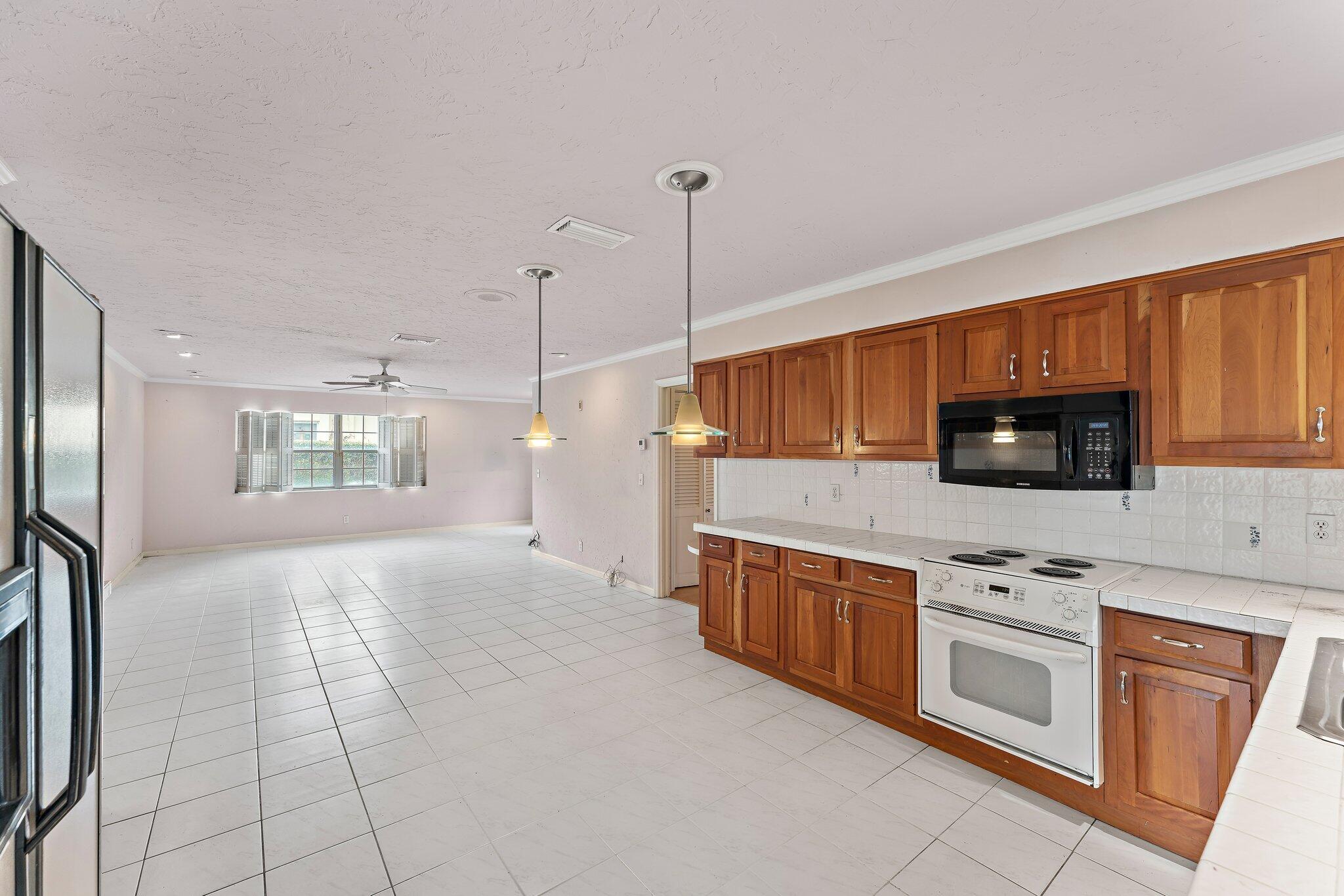 520 Overlook Drive