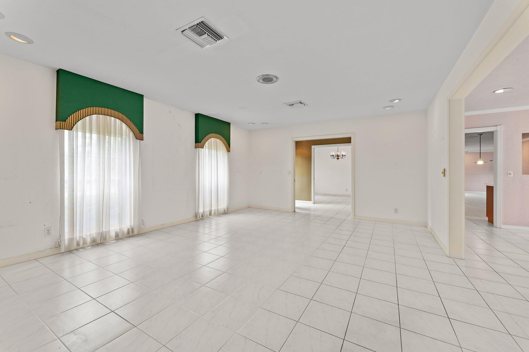 520 Overlook Drive