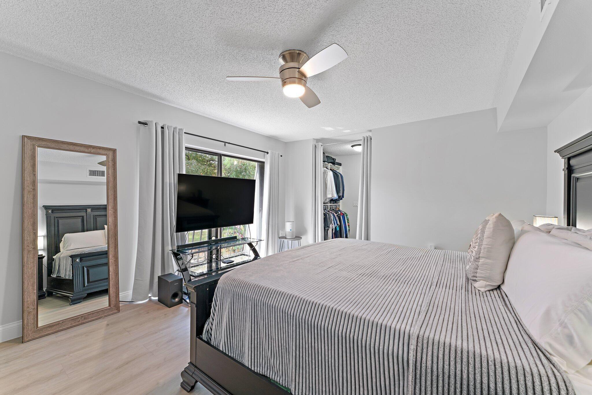 614 6th Terrace