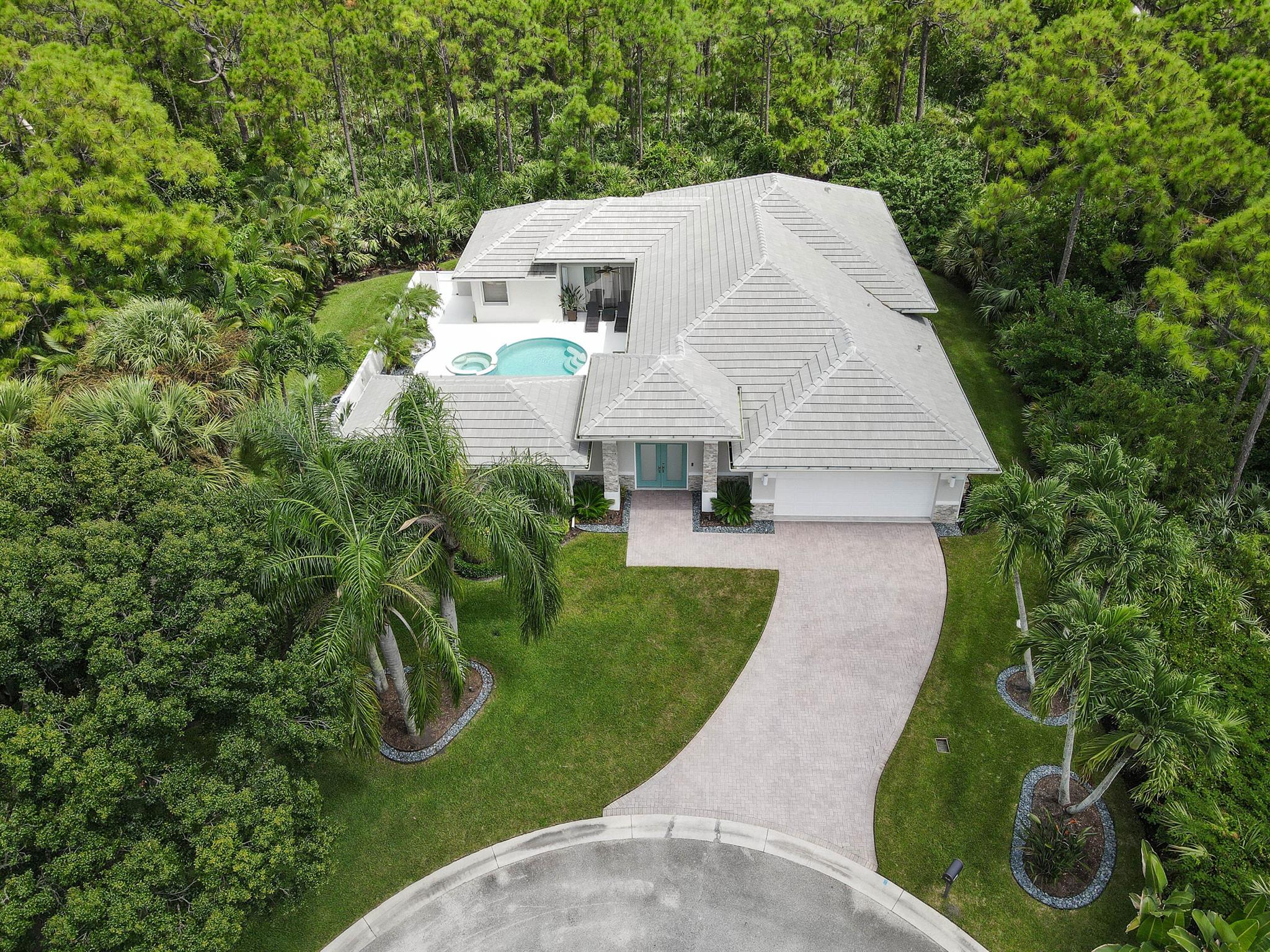 5429 SE Serenoa Terrace