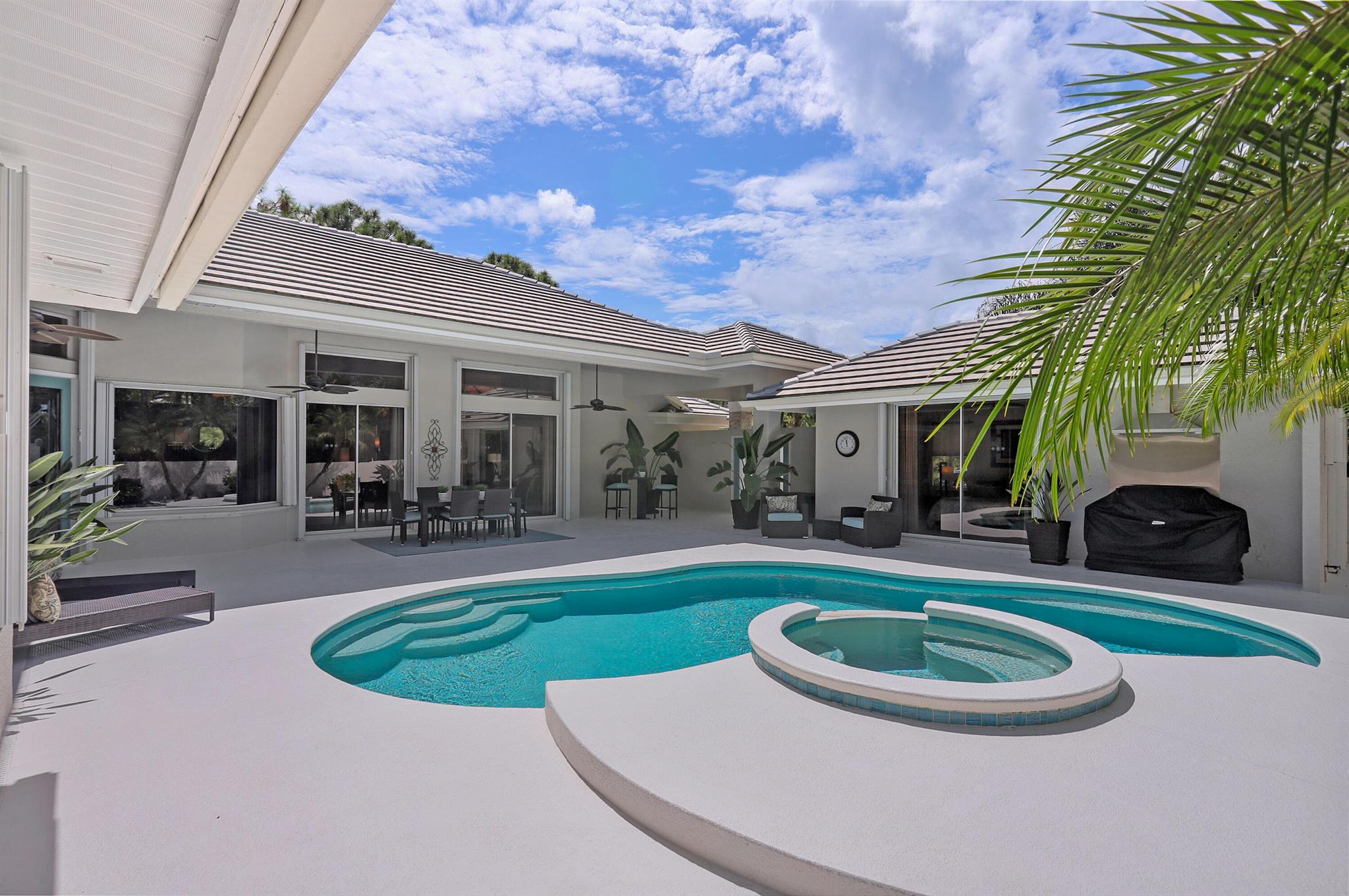 5429 SE Serenoa Terrace