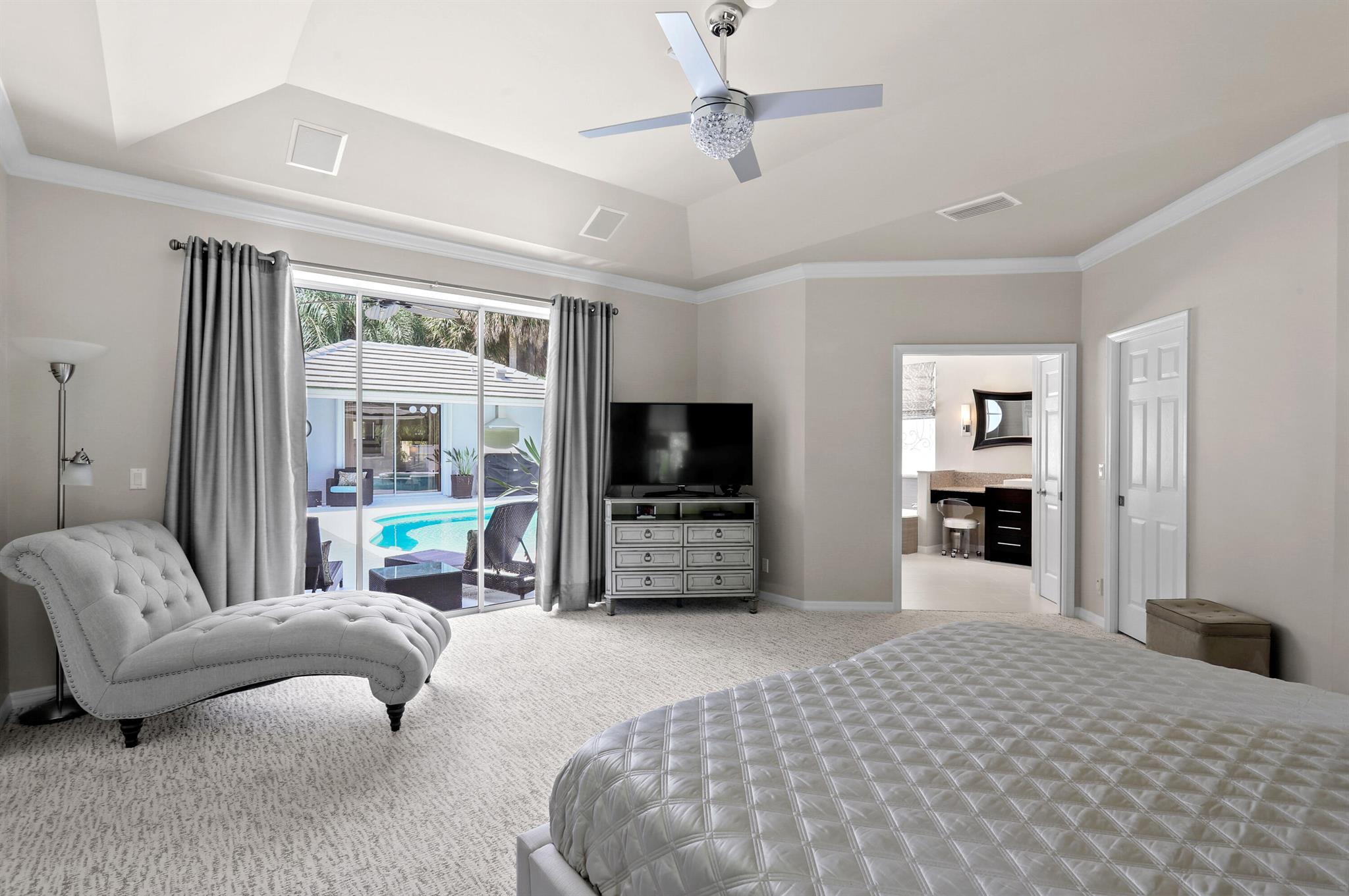 5429 SE Serenoa Terrace