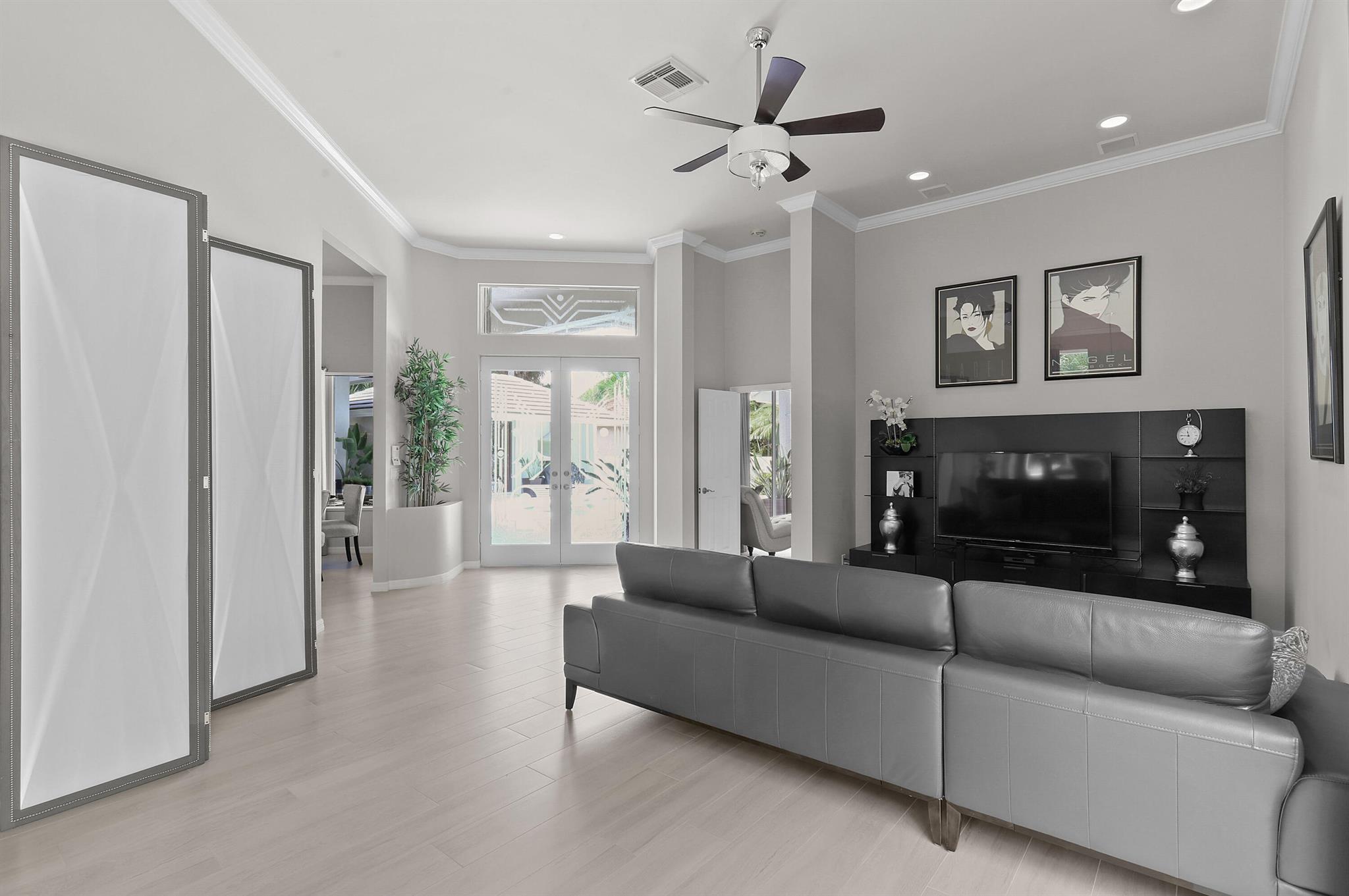 5429 SE Serenoa Terrace