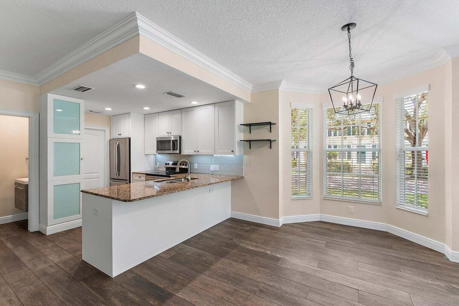 118 Redwood Drive