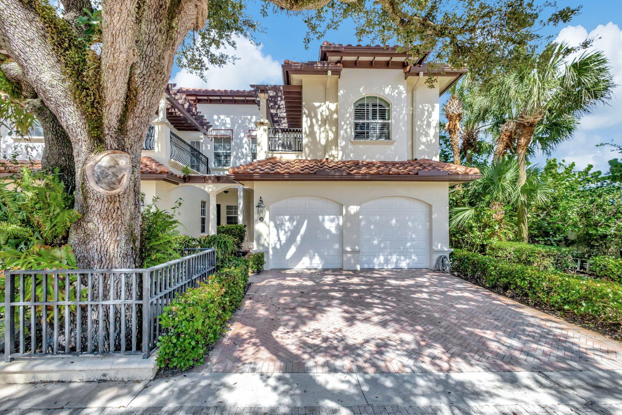 36 Marina Gardens Drive