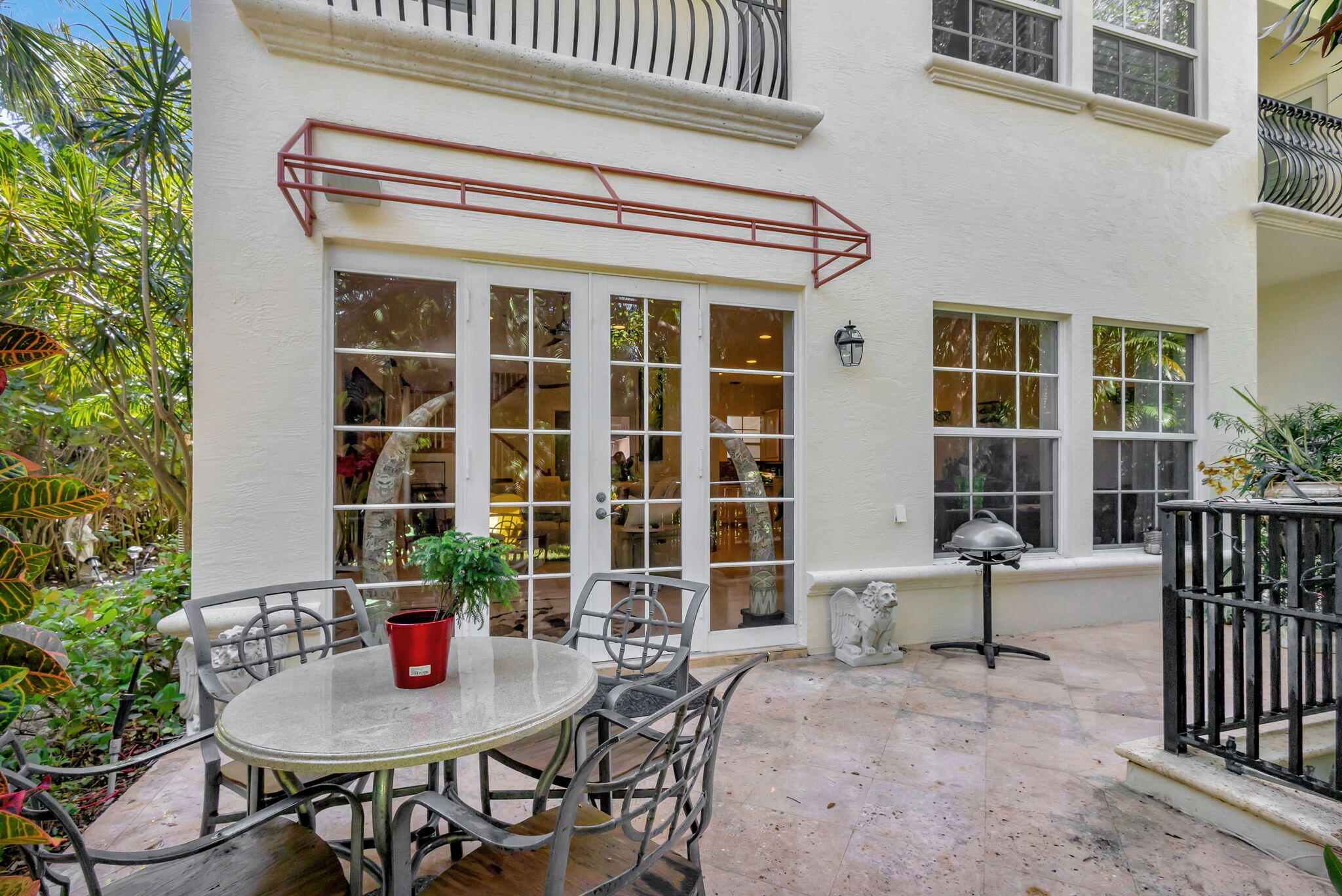 36 Marina Gardens Drive