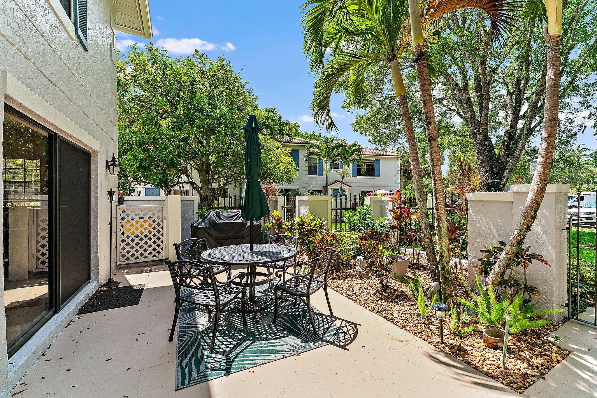 352 Prestwick Circle 2