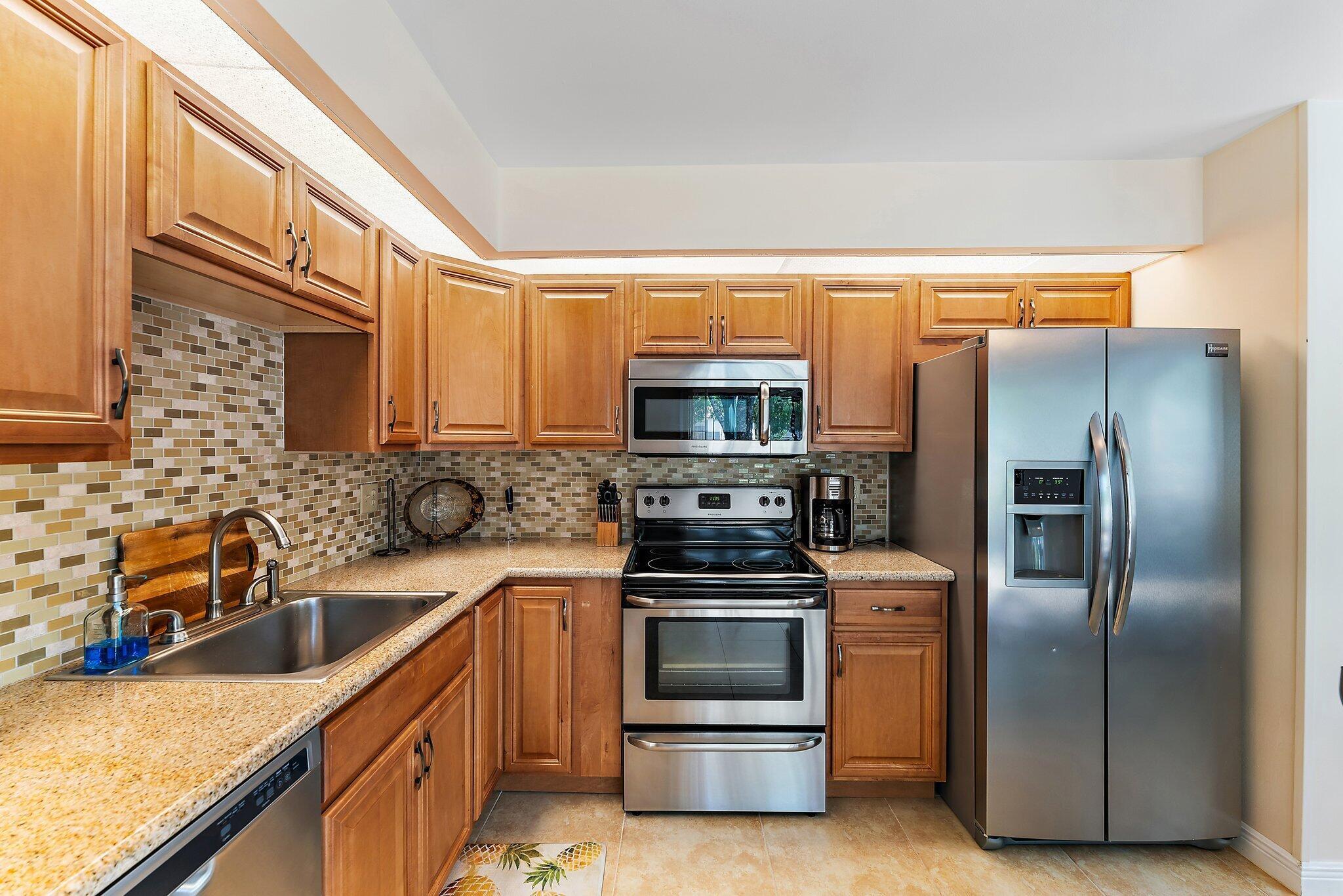352 Prestwick Circle 2