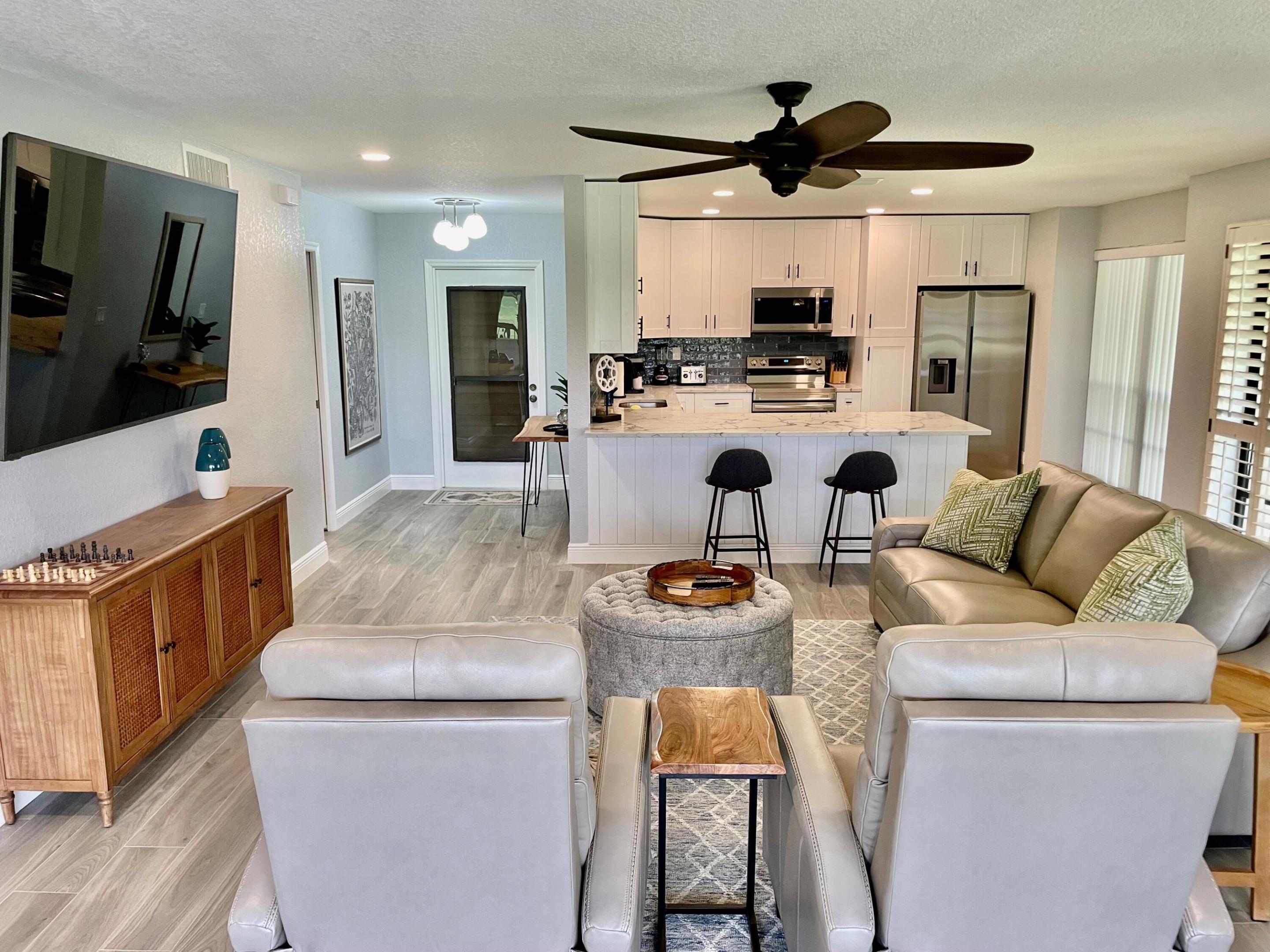 459 Brackenwood Lane N