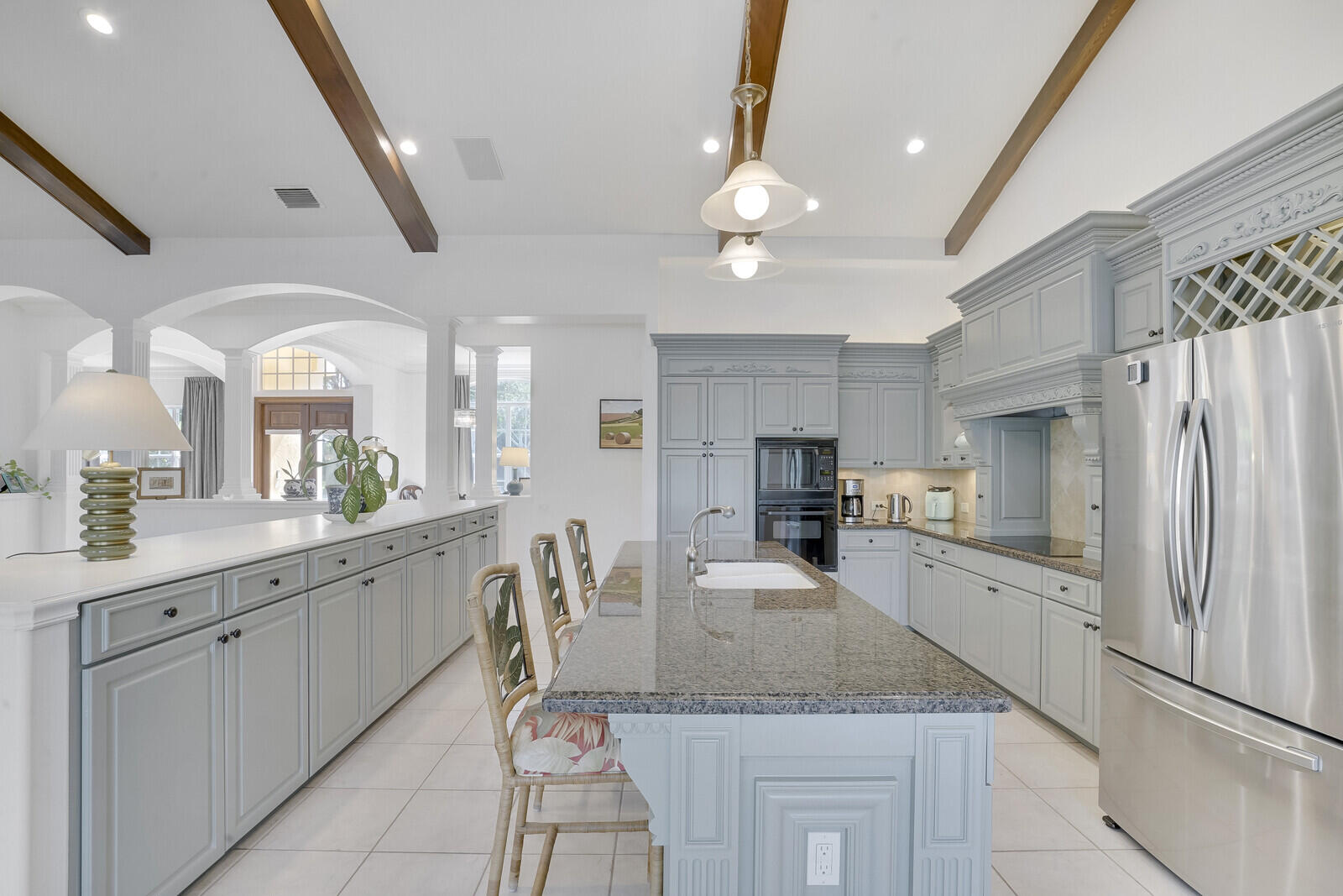 18530 SE Lakeside Drive