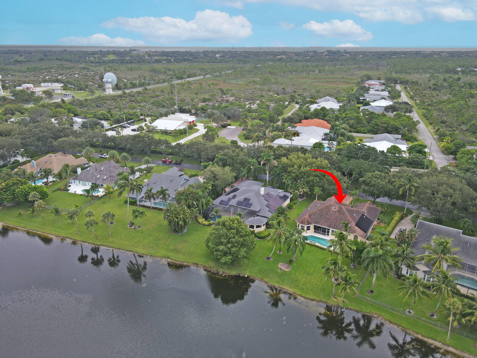 18530 SE Lakeside Drive