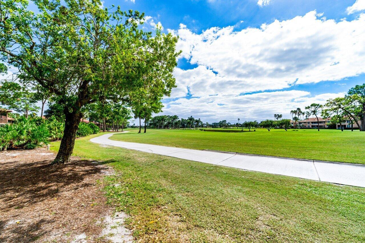 138 Brackenwood Road