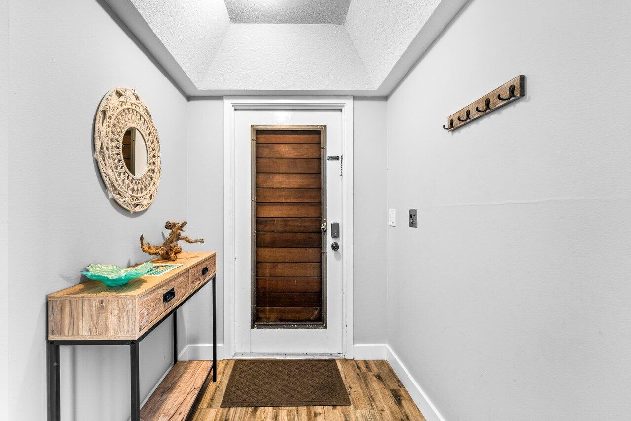 138 Brackenwood Road
