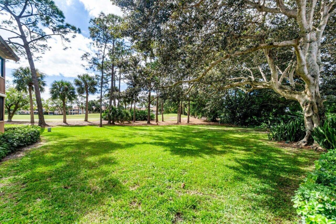 138 Brackenwood Road