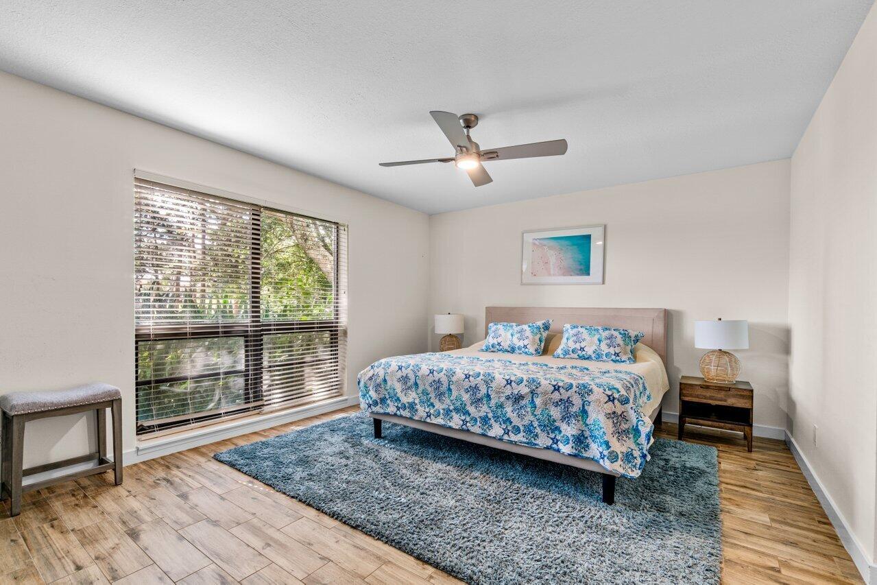 138 Brackenwood Road