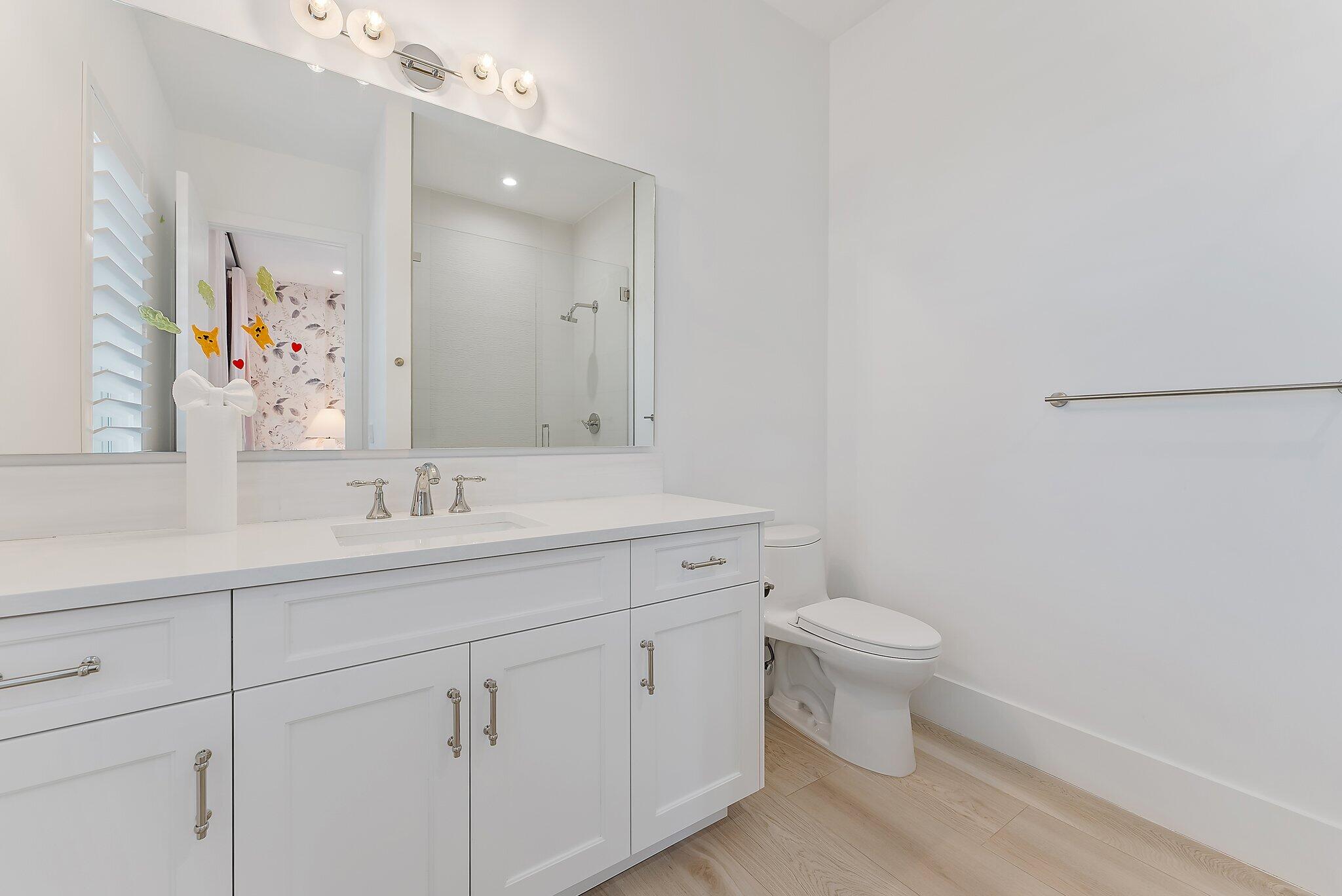 11701 Lake Shore Place