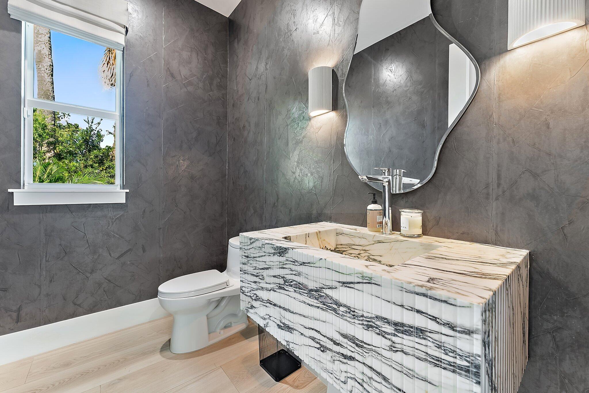 11701 Lake Shore Place