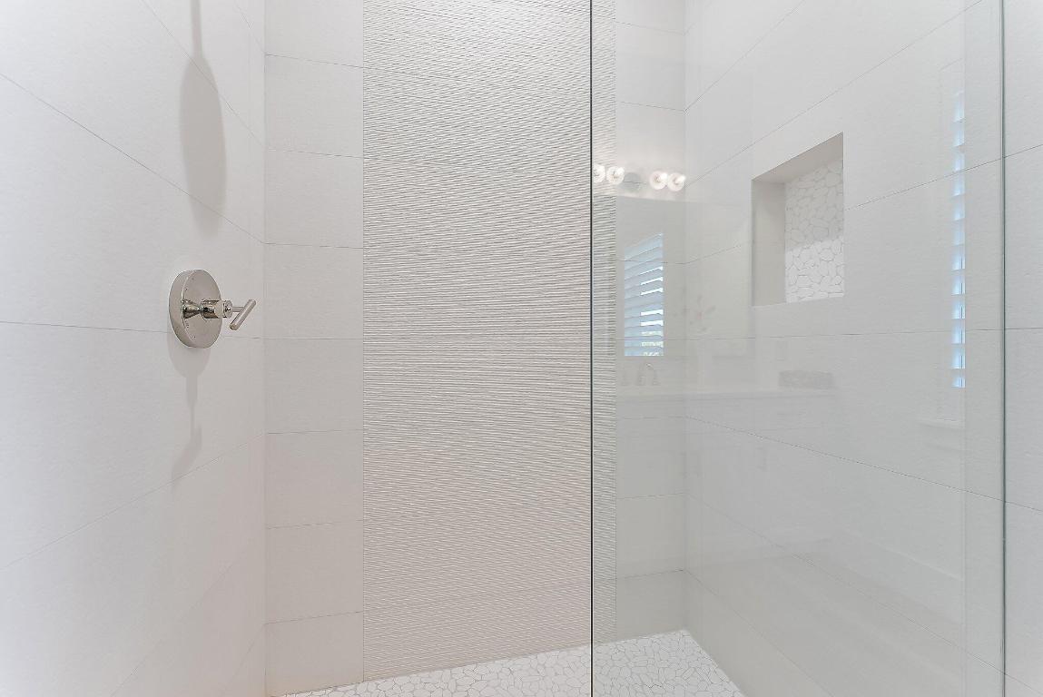 11701 Lake Shore Place