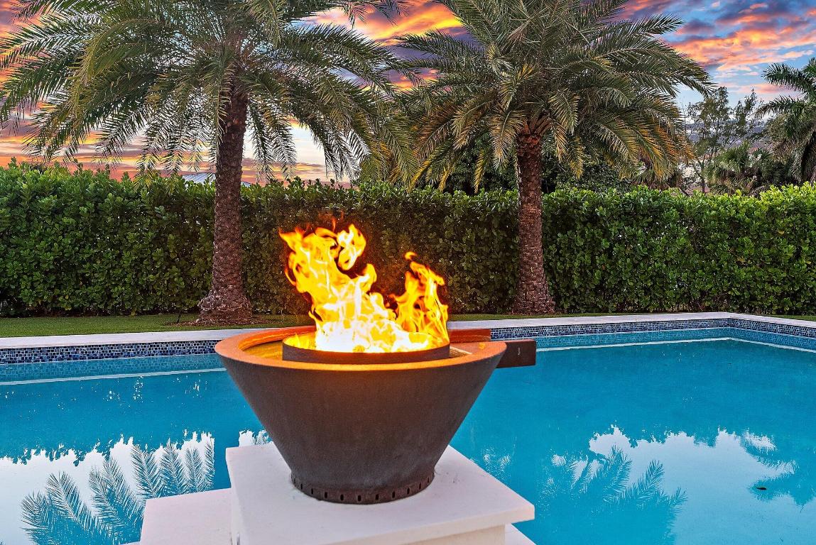 11701 Lake Shore Place