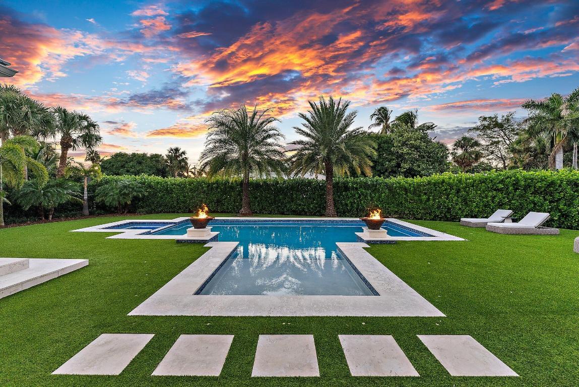 11701 Lake Shore Place