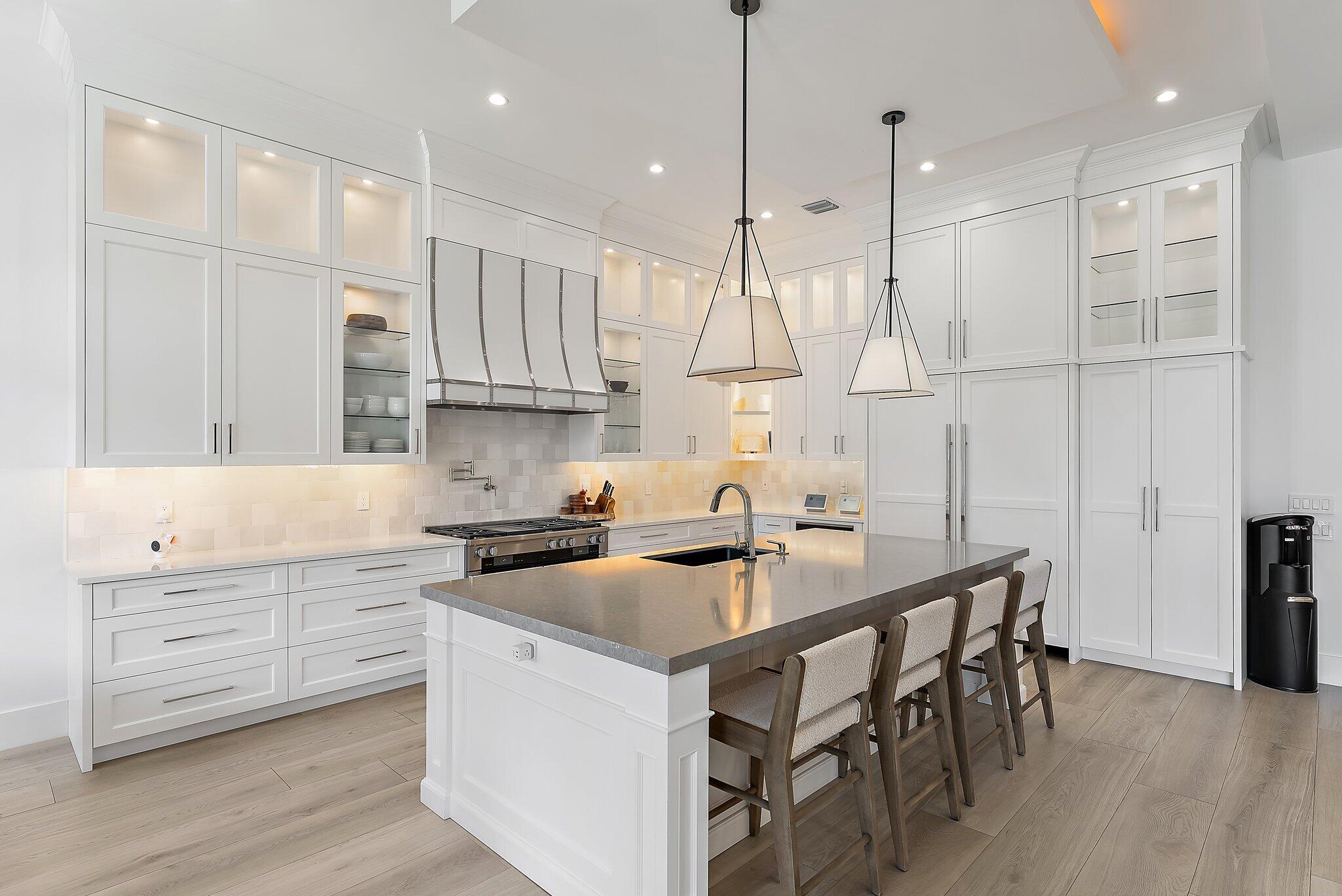 11701 Lake Shore Place